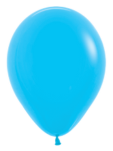 Load image into Gallery viewer, 220666 Fashion Blue 9" Round (50ct)
