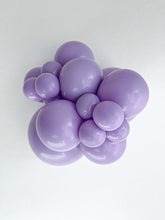 Load image into Gallery viewer, 17082 Tuftex Blossom 17" Round (50ct)
