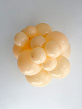 Load image into Gallery viewer, 17073 Tuftex Blush 17" Round (50ct)
