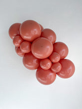 Load image into Gallery viewer, 24035 Tuftex Burnt Orange 24" Round (25ct)
