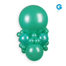 Load image into Gallery viewer, 340402 Gemar Metallic Aquamarine 31" Round (1ct)
