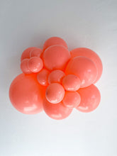 Load image into Gallery viewer, 36092 Tuftex Coral 36" Round (10ct)
