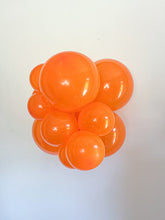 Load image into Gallery viewer, 10048 Tuftex Crystal Tangerine 11" Round (100ct)
