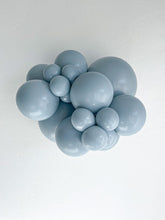 Load image into Gallery viewer, 17068 Tuftex Fog 17" Round (50ct)
