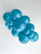 Load image into Gallery viewer, 15057 Tuftex Metallic Teal 5" Round (50ct)
