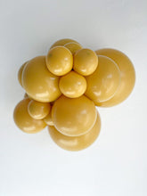 Load image into Gallery viewer, 17024 Tuftex Mustard 17" Round (50ct)

