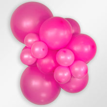 Load image into Gallery viewer, 55059 Neon Fuchsia 18" Round (25ct)
