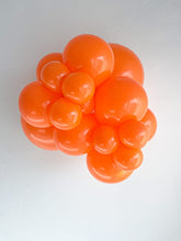 Load image into Gallery viewer, 24005 Tuftex Orange 24" Round (1ct)
