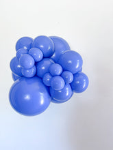 Load image into Gallery viewer, 24089 Tuftex Peri 24" Round (25ct)
