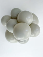 Load image into Gallery viewer, 17096 Tuftex Stone 17" Round (50ct)
