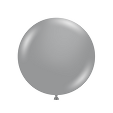 Load image into Gallery viewer, 17032 Tuftex Metallic Silver 17" Round (50ct)
